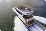 Prestige 460 F-Line - motorboat