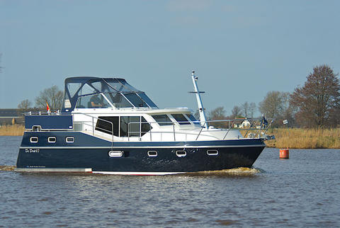 Motorboot Renal 36 Bild 1